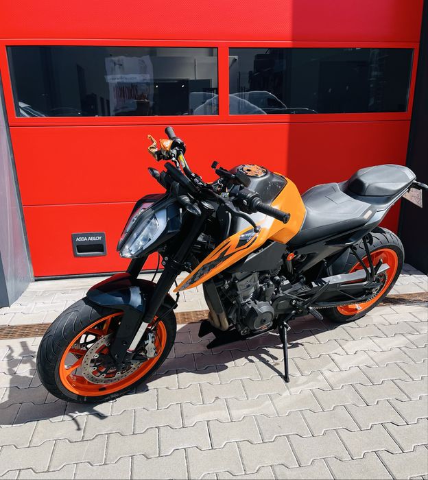 KTM