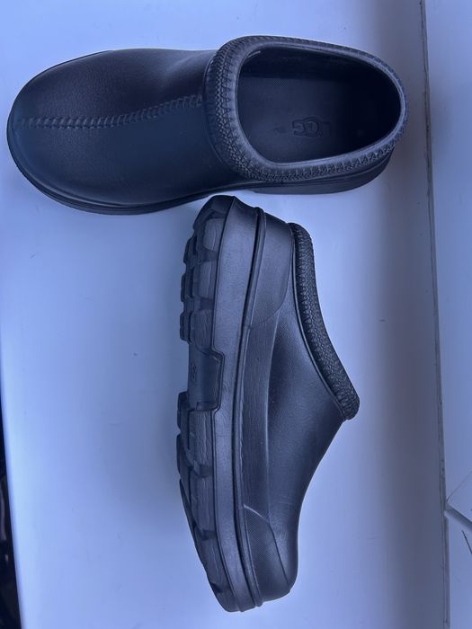 UGG чорні резинові 38 розмір