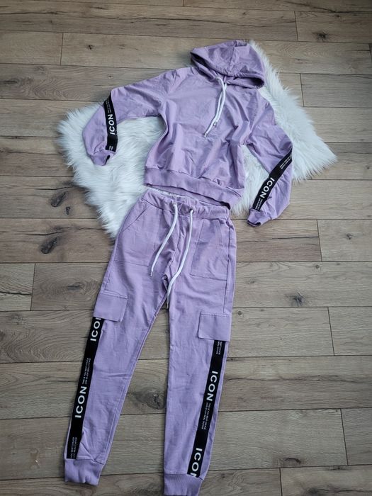 Dres liliowy bluza I spodnie z lampasem