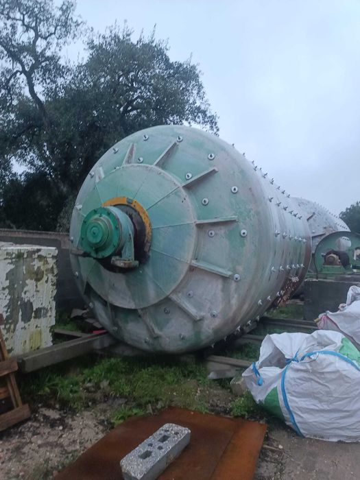 Moinho de Bolas Industrial (Batch Mill) para Cerâmica e Minerais