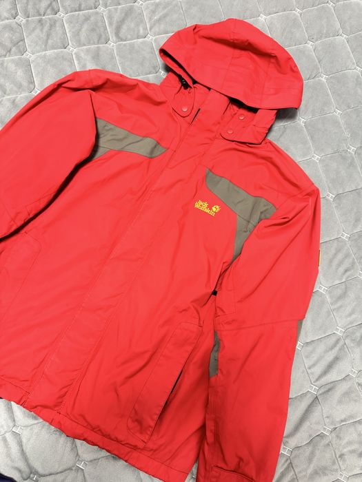 Вітровка jack wolfskin