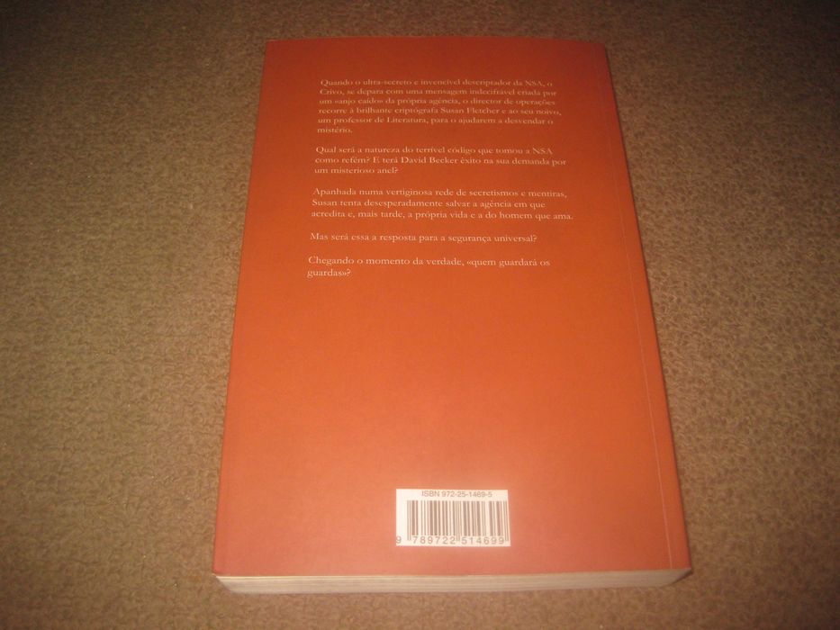 Livro "Fortaleza Digital" de Dan Brown