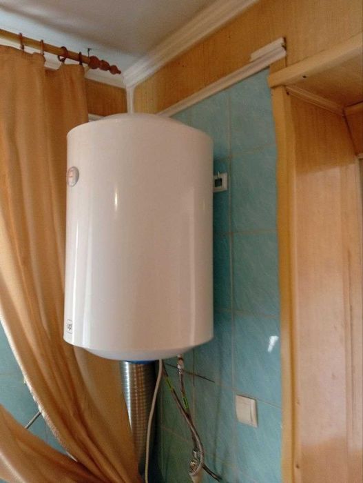 Продам дом 3 комнаты – улица Хуторская, цена 43 тыс.