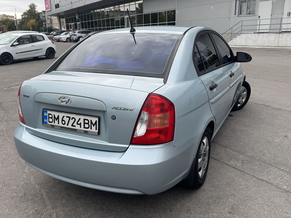 Хундай акцент третього покоління Hyundai Accent 2008