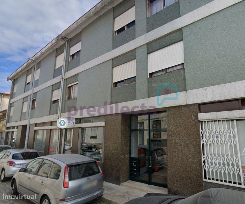 REF4149 - T2 Faria Guimarães, Porto