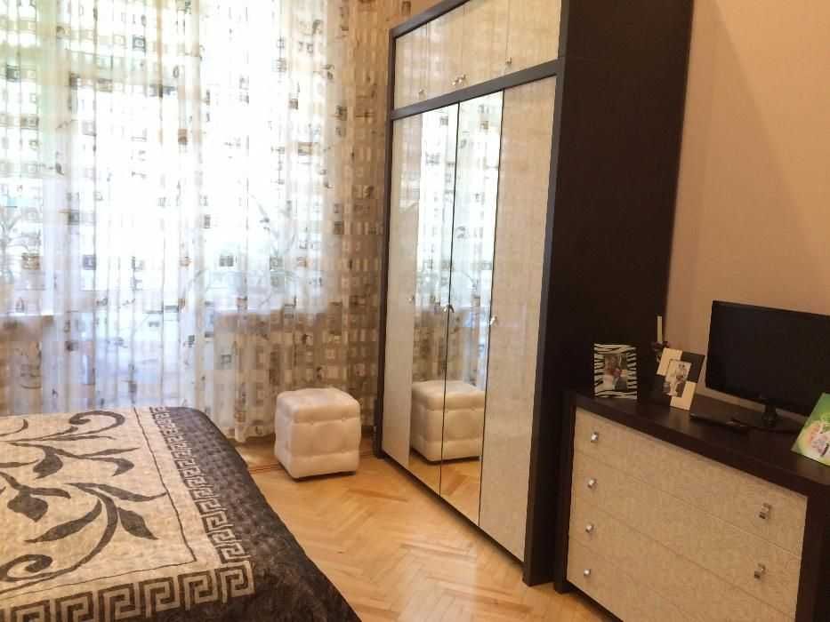 Продаж 3-кімн. квартири по вул. Саксаганського, Центр