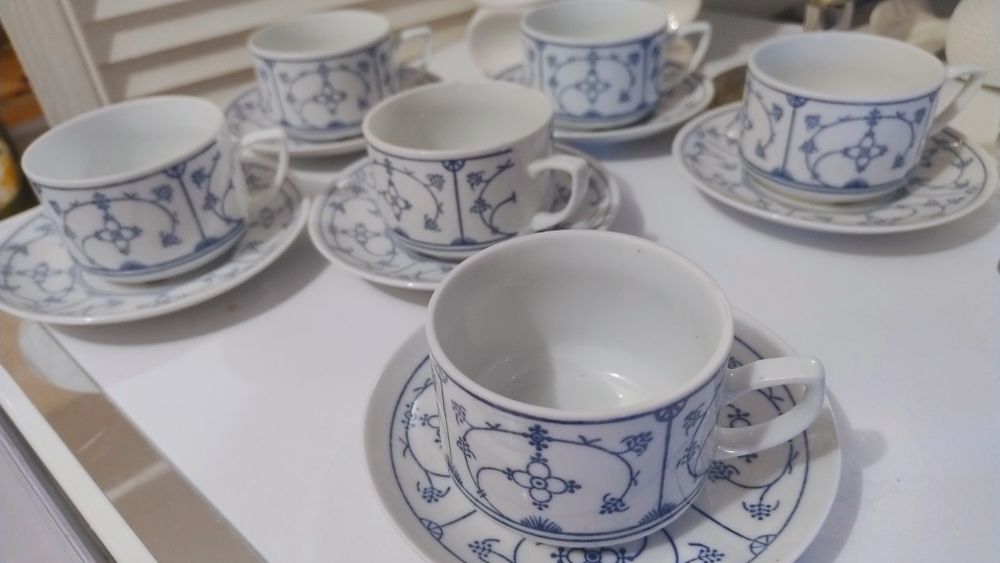 Filiżanki z podstawkami Jagër Blau saks,6 kpl.