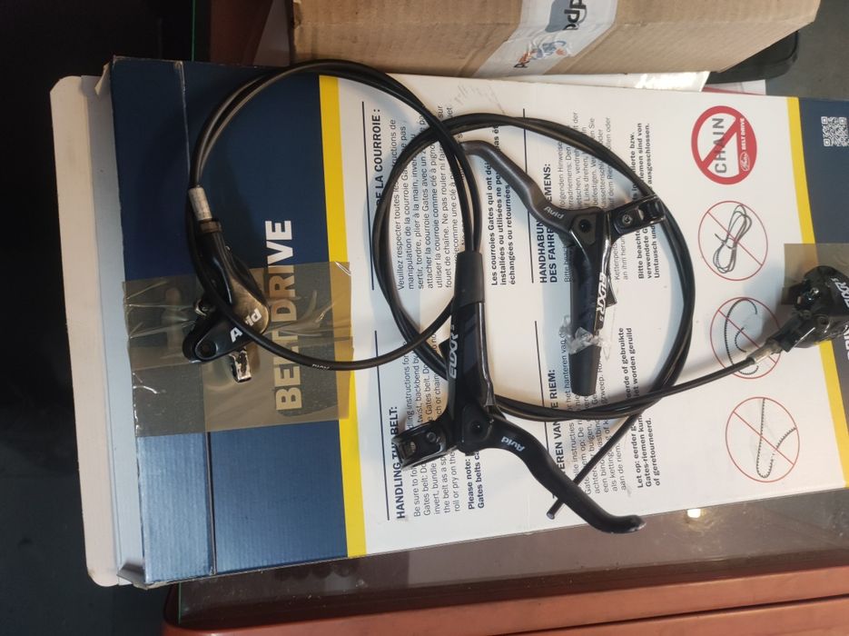 Hamulce hydrauliczne Avid Elixir 5