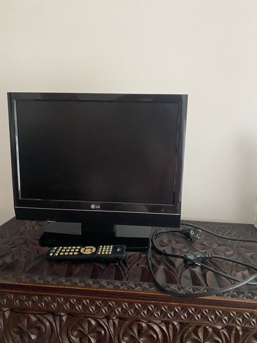 Televisão preta LG