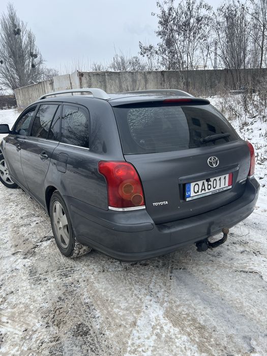 Продам тойту в гарному стані