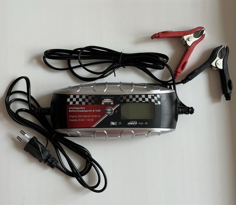 Зарядний пристрій для аккумулятора