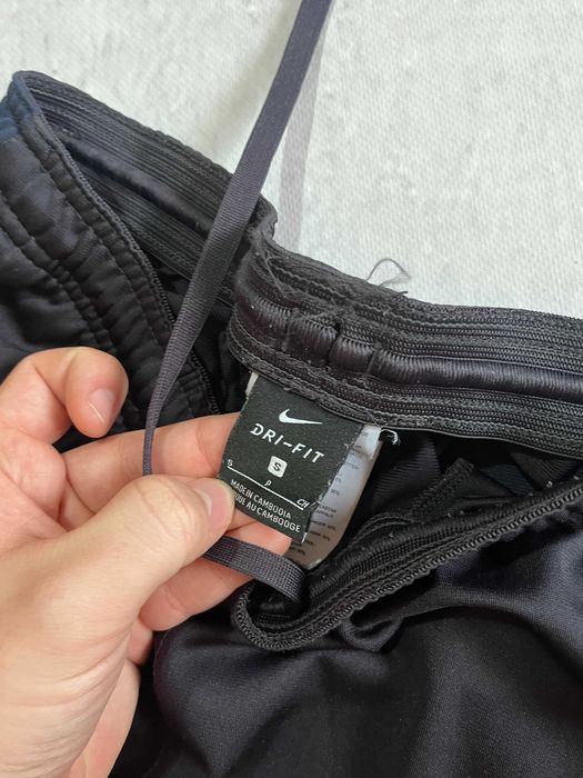 Czarne spodnie piłkarskie Nike Paris Saint Germain / sport training psg track pants