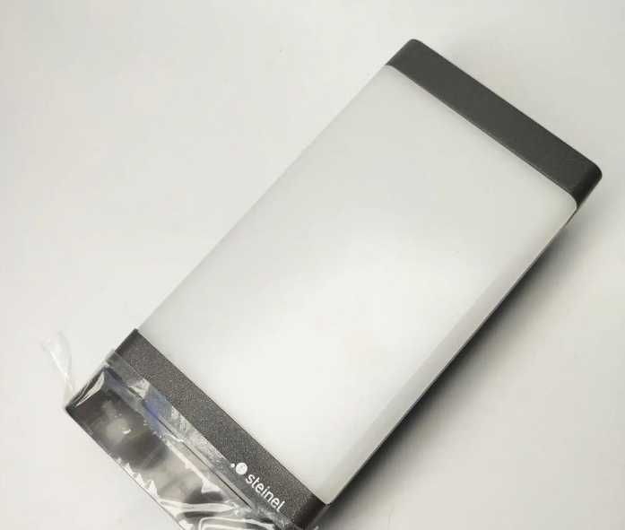 Світлодіодний вуличний світильник з датчиком Steinel 067212 НОВИЙ