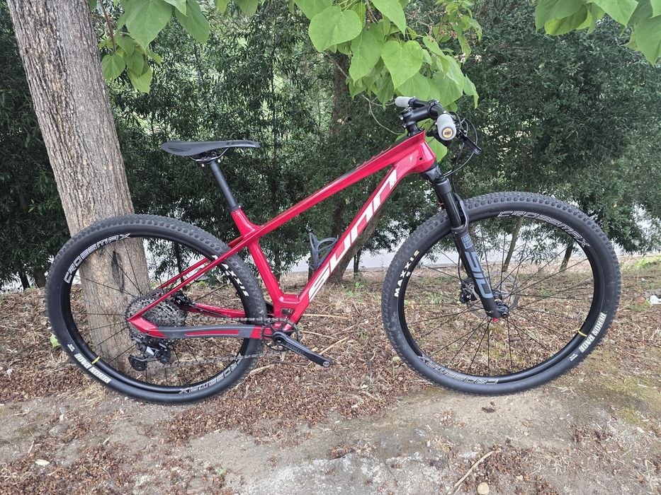 Bicicleta de btt m semi nova com sid e crossmax