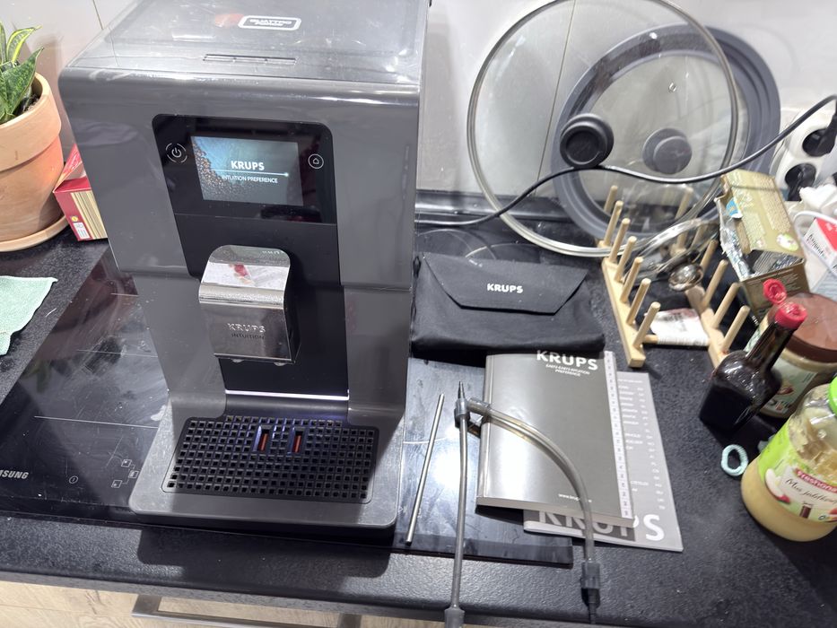 Ekspres Krups Intuition Preference EA872B