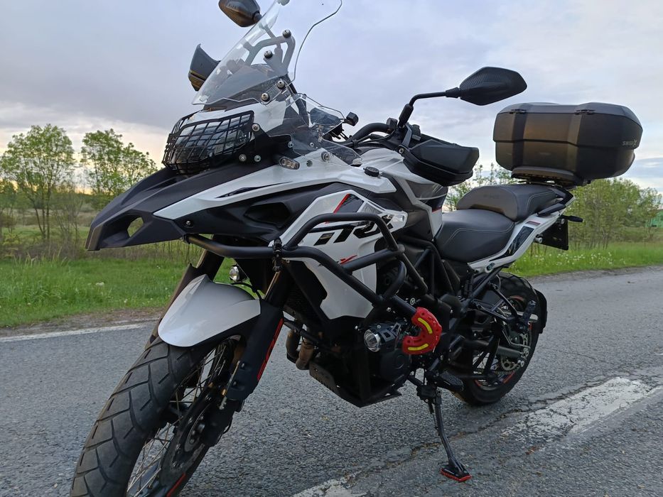 Benelli trk 502x