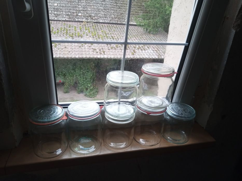 Słoiki z nakrętkami o różnej pojemności - 60 szt.