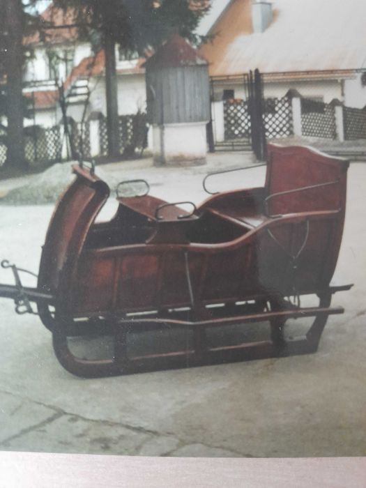 stare zabytkowe sanie konne