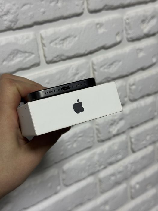 iPhone 15 Pro 128GB Black Titanium айфон