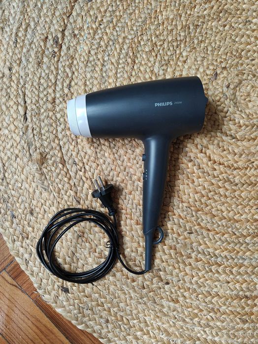 Secador de cabelo Philips 2100W