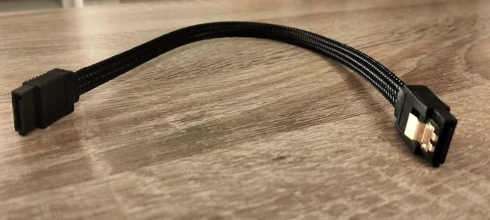 Kabel SATA do podłączenia dysku HDD SSD napędu DVD / Bluray