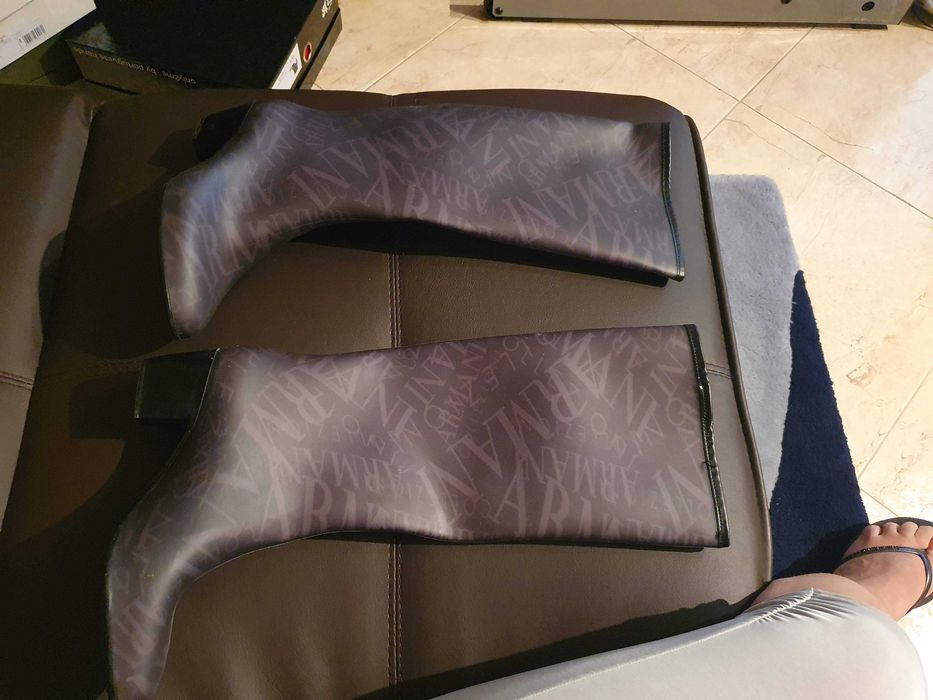 Galochas da marca Giorgio Armani