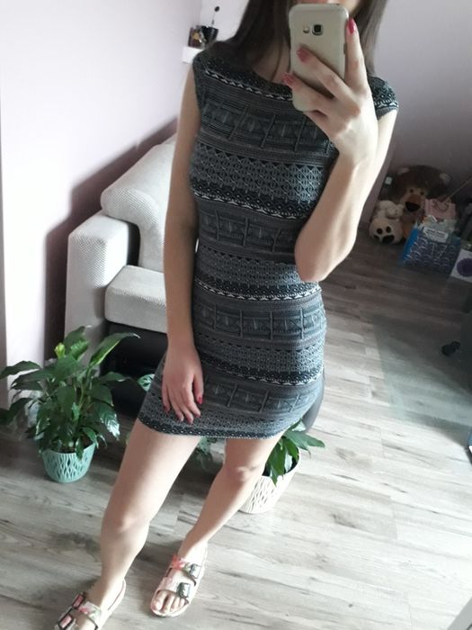 Sukienka mini dopasowana obcisła Reserved rozmiar XS/S azteckie wzory