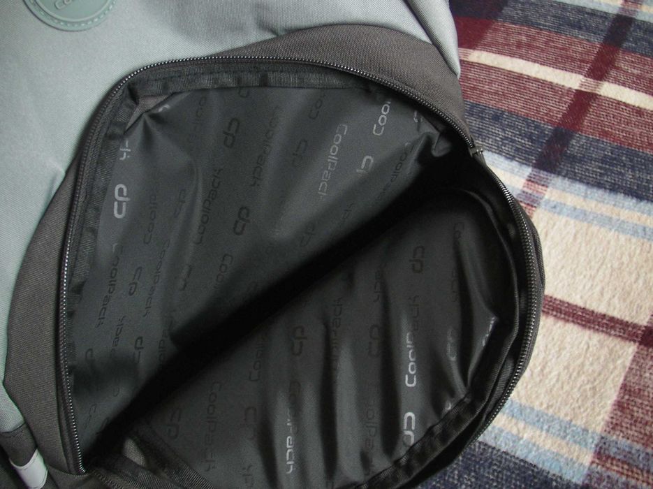 Coolpack duży praktyczny plecak tornister 3-komorowy nieprzemakalny