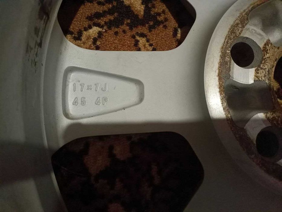 Диск Tayota оригинал не езженая с запаски