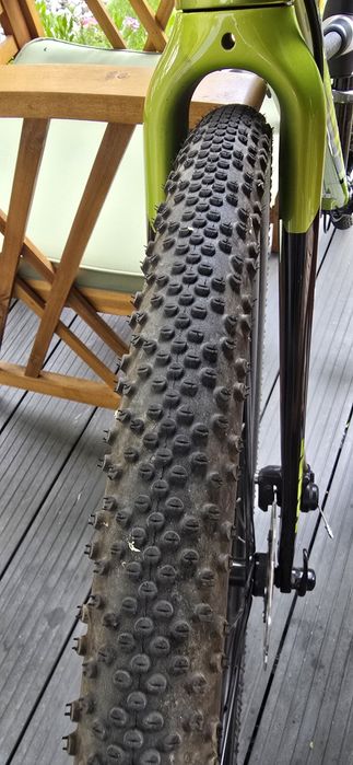 Romet Aspre 1 2021 – 56 cm / L – Gravel – Carbon + Shimano Claris 2×8