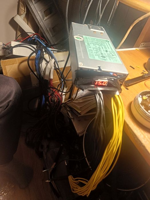 Zasilacz serwerowy pod car audio