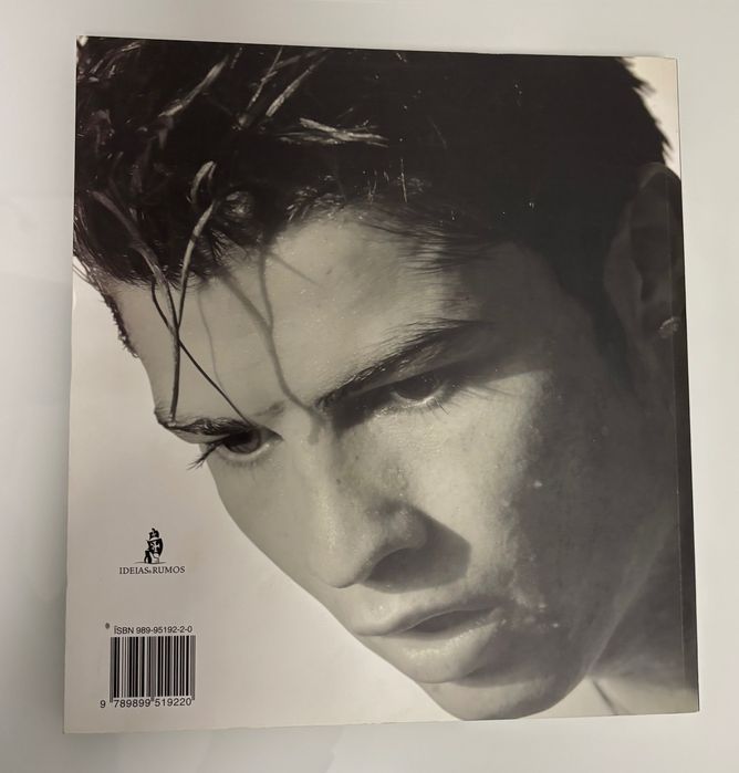 Livro “Momentos” - Cristiano Ronaldo