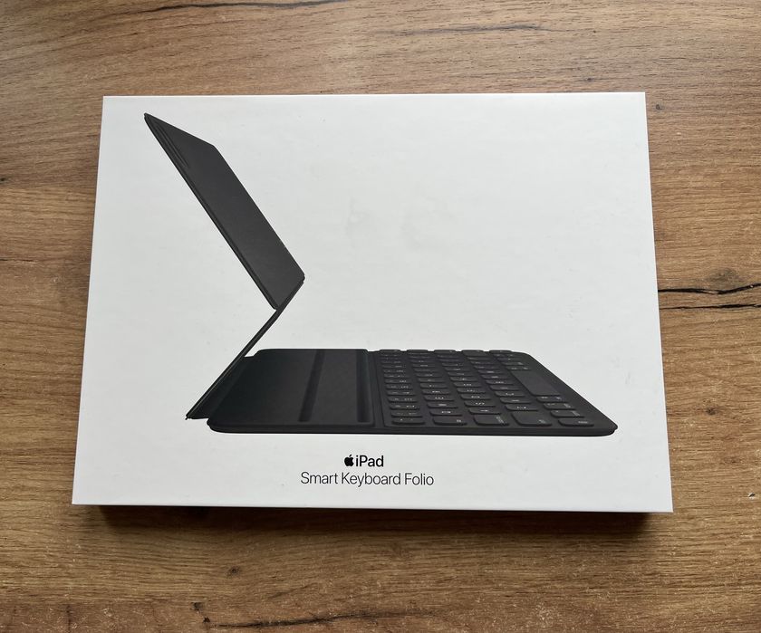 iPad Smart Keyboard Folio