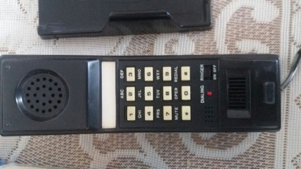 Electronic phone