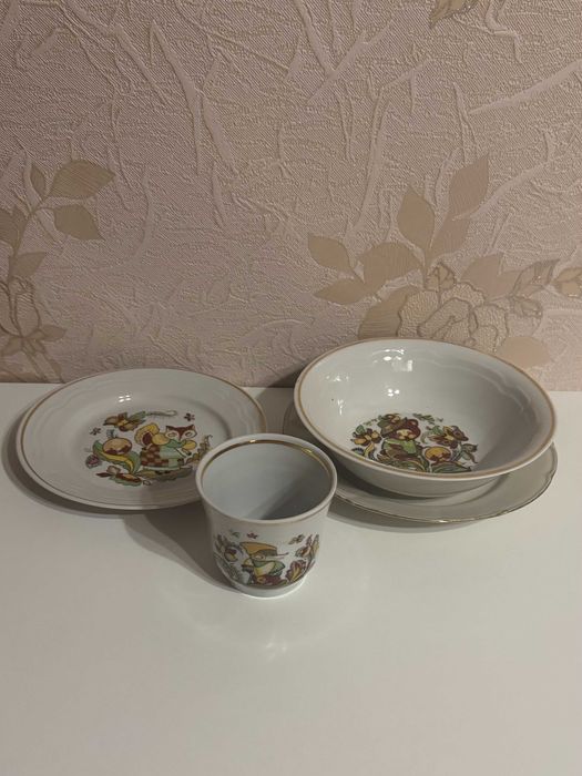 Наборы детской посуды"Колобок"Синельниково СССР