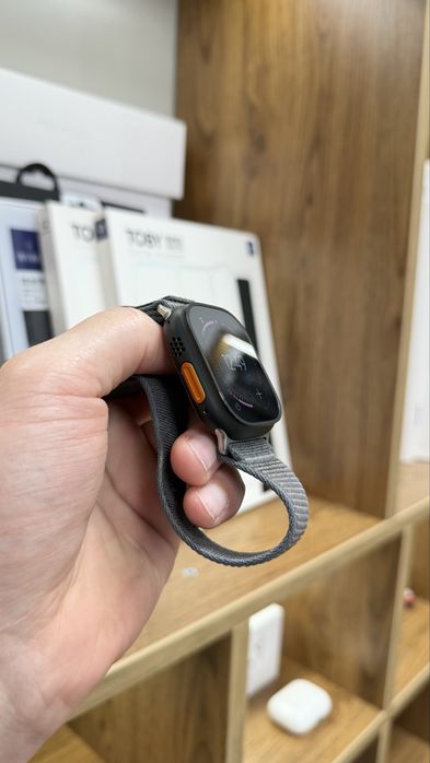 Apple Watch Ultra 2 Black Titanium  100% battery