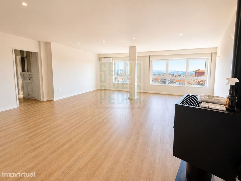 T4 com 182 m² e Terraço de 80 m² | Bonfim | Porto