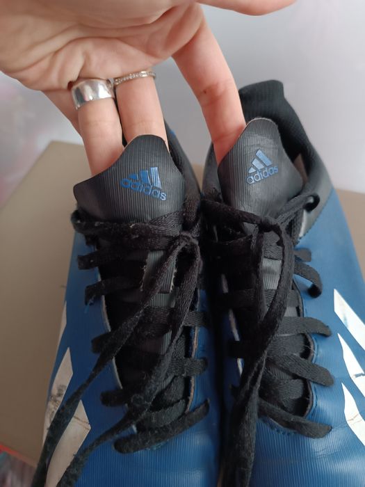 Buty halówki adidas do piłki 38
