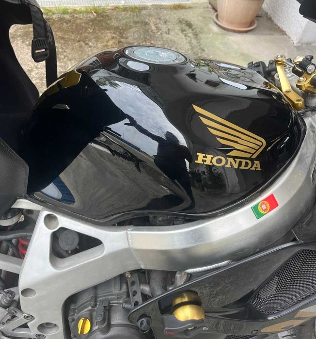 Vendo Honda cbr 900rr