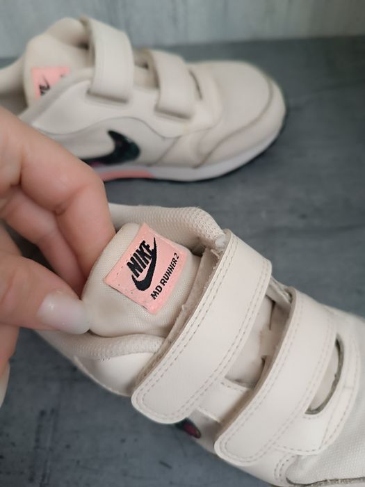 Кросівки nike вінтажні ( 20 ,5 см)