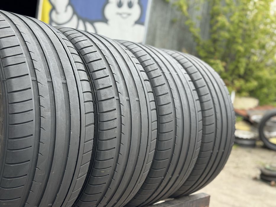 Шини Літні 4шт 255/40 R19 Dunlop SpSport Max GT