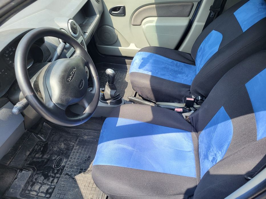 Продам дачія логан один власник з салону