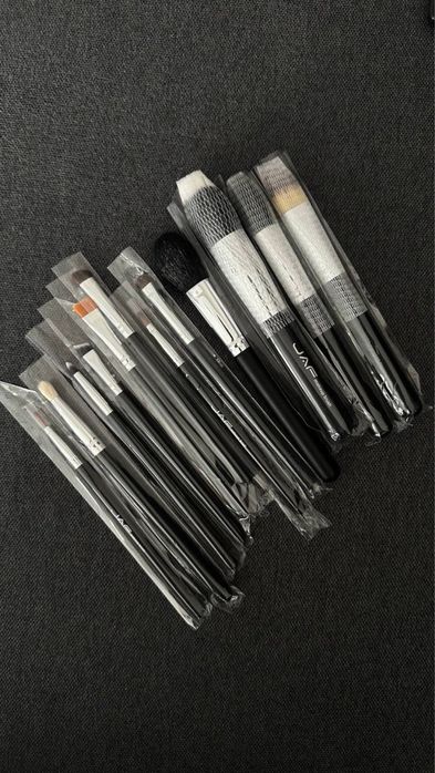 Набор кистей для макияжа JAF 12 штук