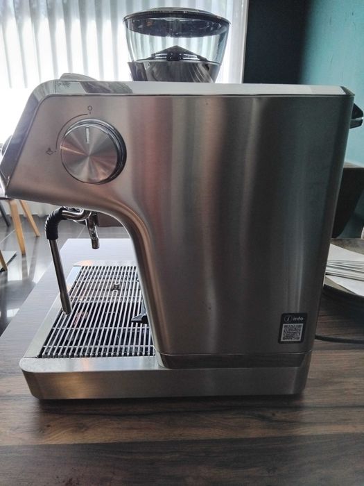 Máquina de café DeLonghi