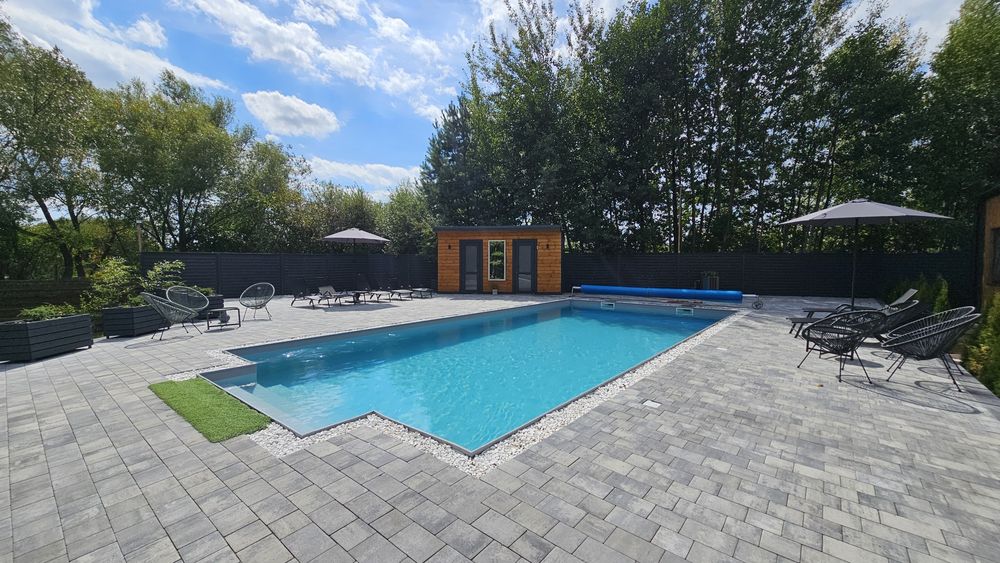 Оренда будинку подобово/ басейн / для святкувань та відпочинку/