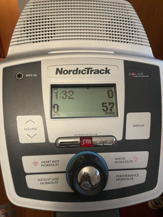 Eliptica norditrack E 4.1 com o cabo de alimentação como nova