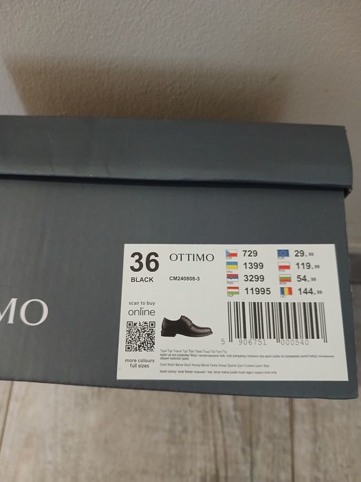 Buty garniturowe 36