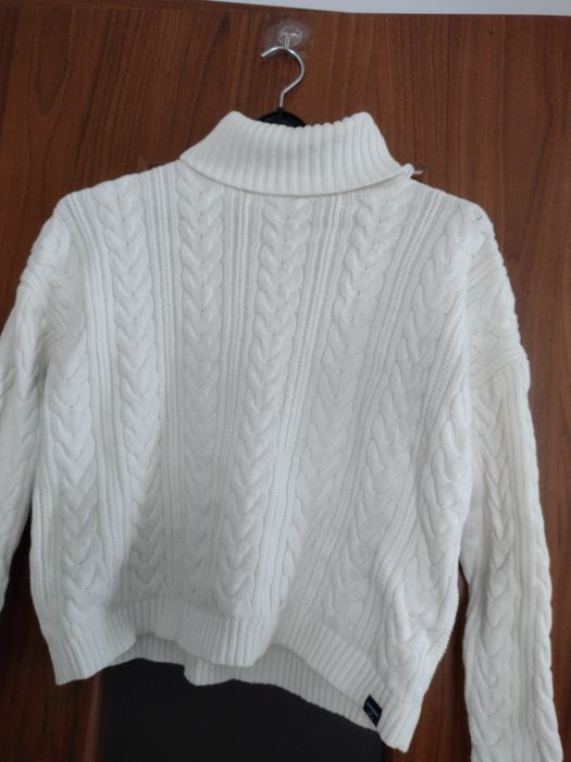 Biały golf efektowny superdry 38