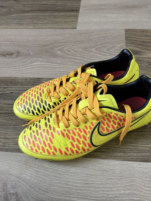 Бутси копки Nike Magista