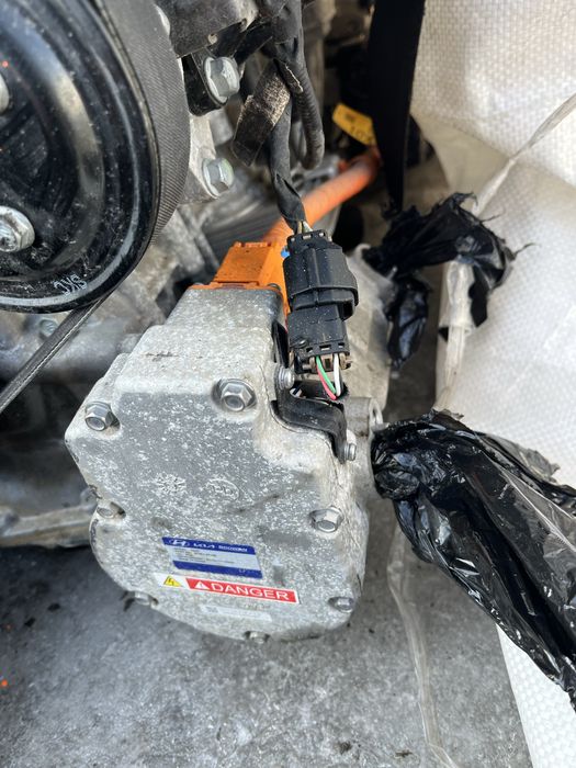 Компресор кондиціонера kia niro2 hybrid kia ev6 ioniq 5